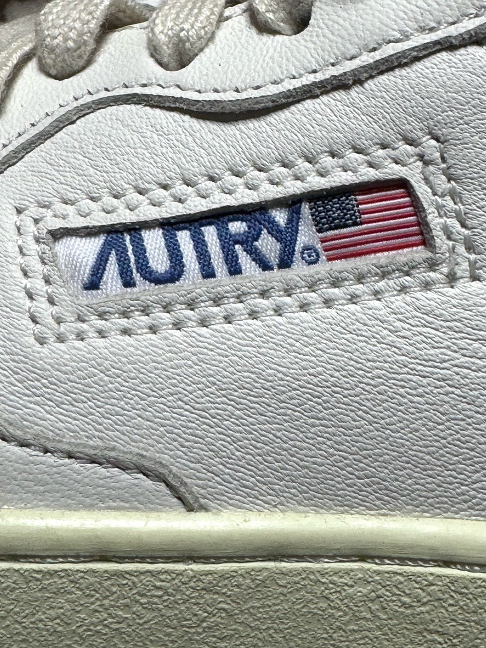 Autry Medalist Low White Taupe Leather Suede Retro Sneakers EU 38 US 8 - Picture 9 of 11